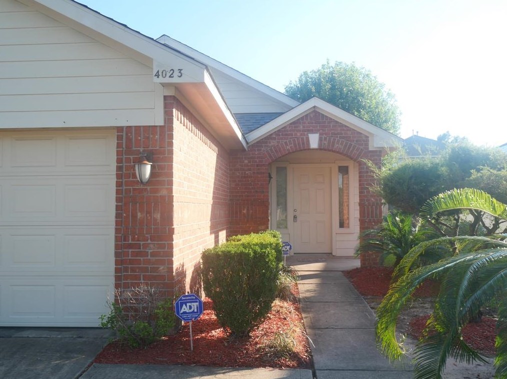 4023 Wimberley Hollow Ln, Houston TX  77053-4570 exterior