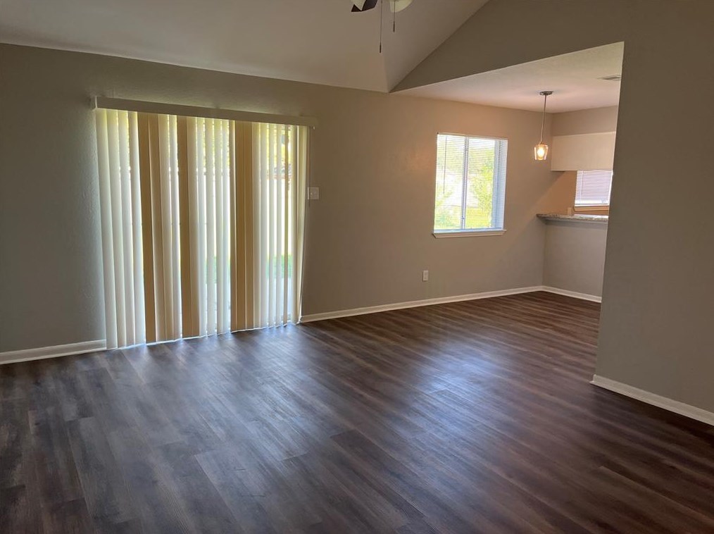 12006 Sherrill Dr, Houston TX  77089-6318 exterior