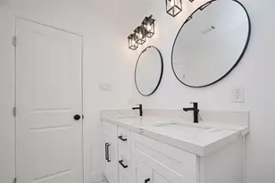 4516 Galesburg St, Houston, TX 77051 - Photo 25