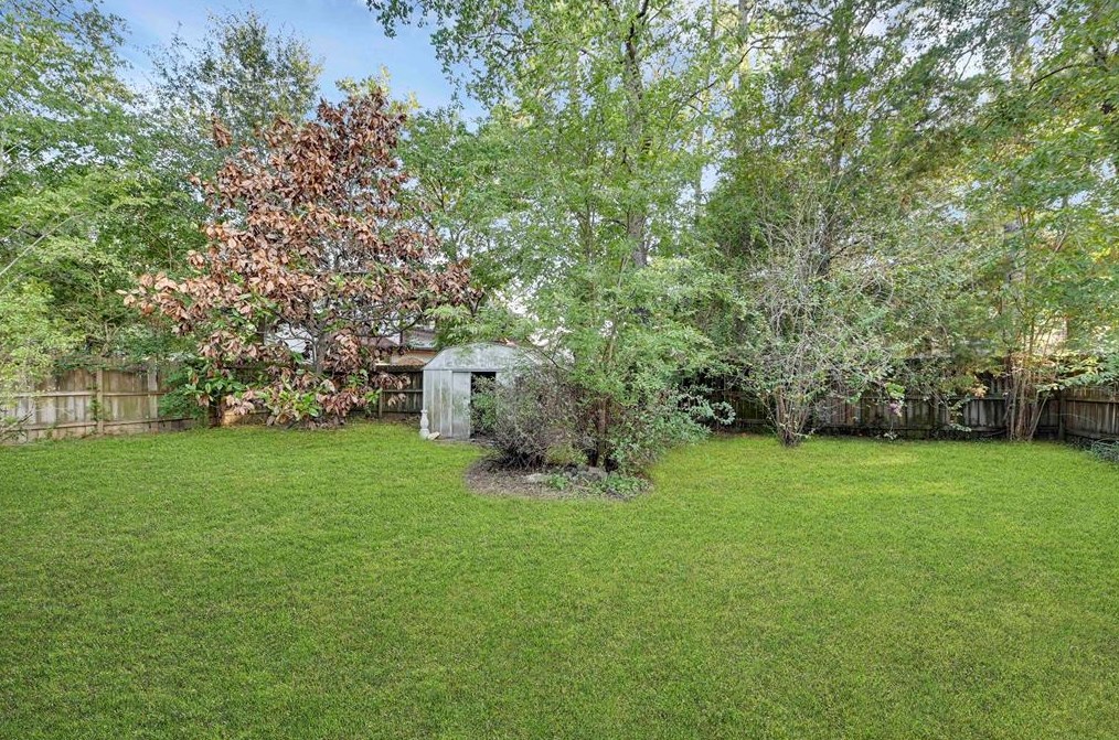 24007 Spg Briar Ln, Spring TX 77373-6344 exterior