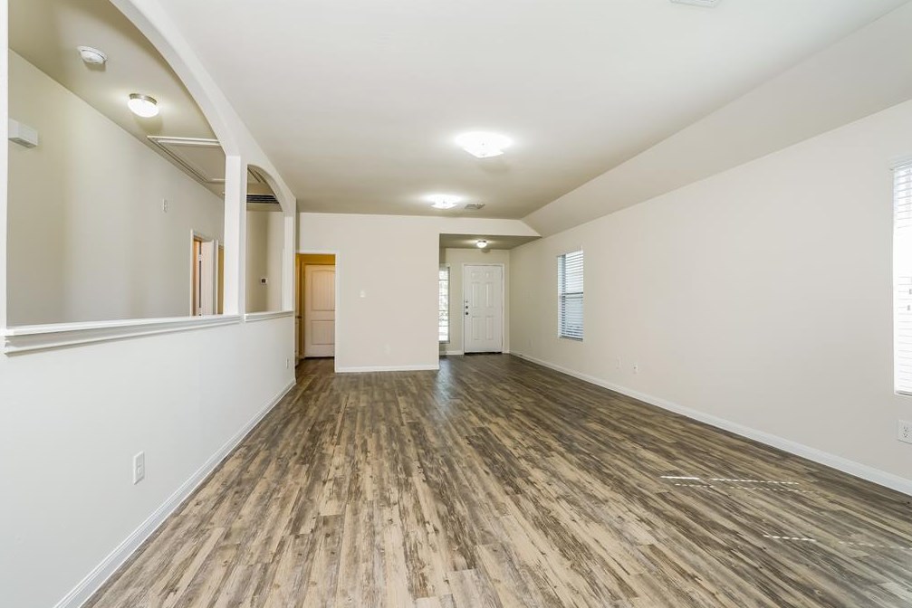 5731 Plantation Forest Dr, Katy TX  77449-1575 exterior
