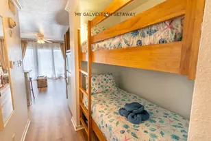 6300 Seawall Blvd, Galveston, TX 77551 - Photo 13