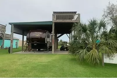 933 Wesley Way, Port Bolivar, TX 77650 - Photo 7