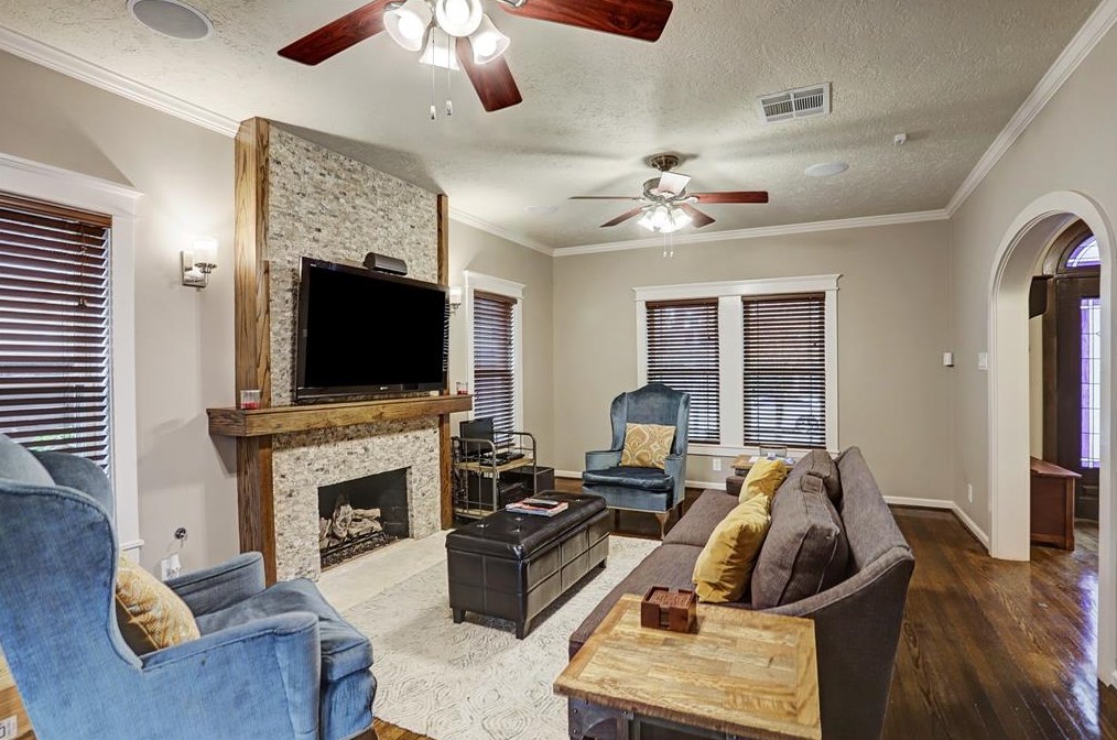 2505 Prospect St, Houston TX  77004-7737 exterior
