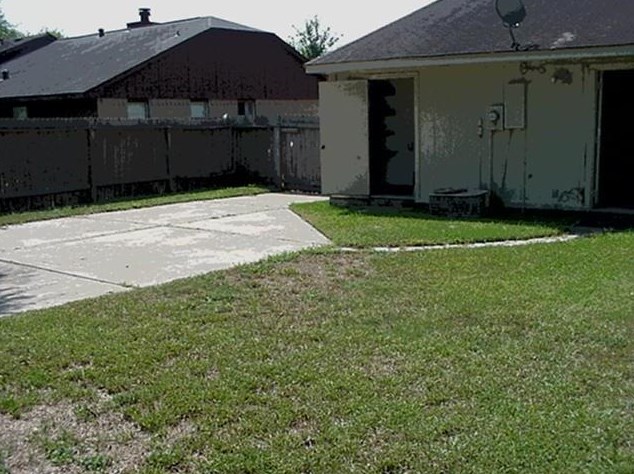 19442 Lazy Valley Dr, Katy TX  77449-3908 exterior