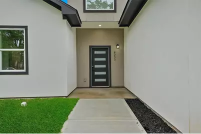 8233 Sterlingshire Street, Houston, TX 77078 - Photo 3