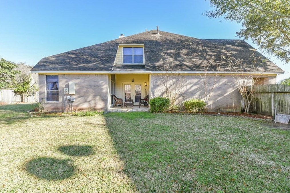 16647 Broadoak Grv Ln, Sugar Land TX  77498-7171 exterior