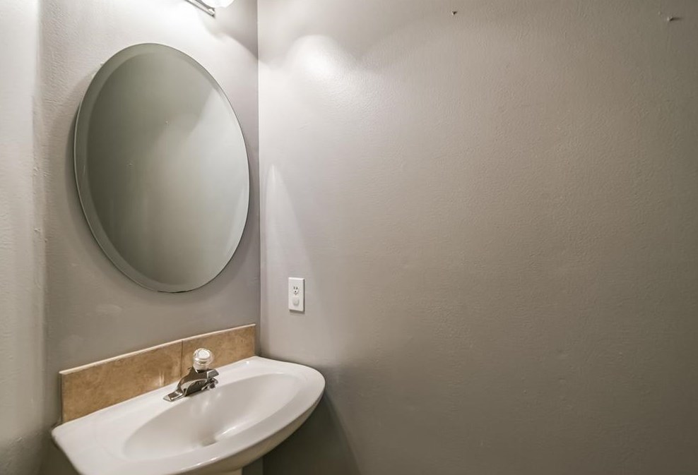 16647 Broadoak Grv Ln, Sugar Land TX  77498-7171 exterior