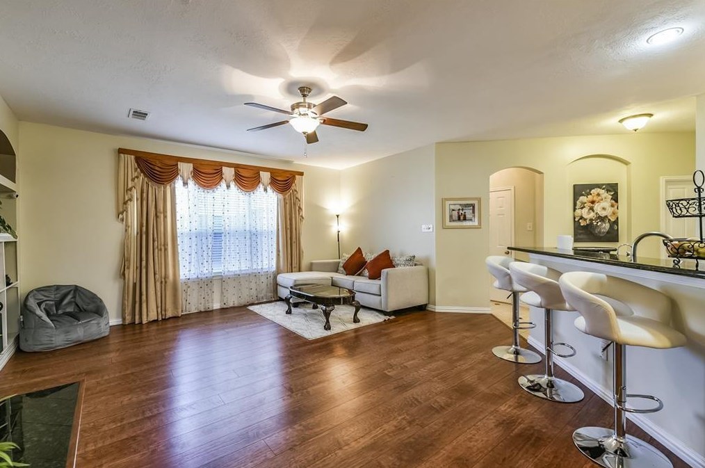 16647 Broadoak Grv Ln, Sugar Land TX  77498-7171 exterior