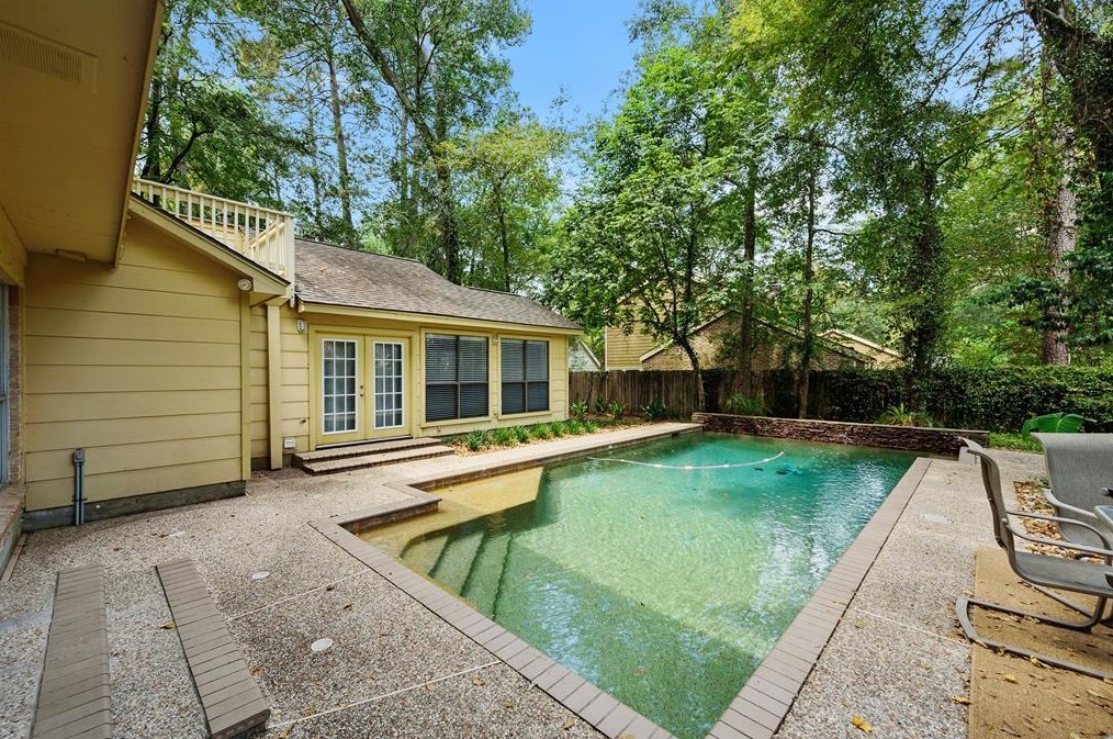 2824 Logrun Cir, Spring TX  77380-1327 exterior