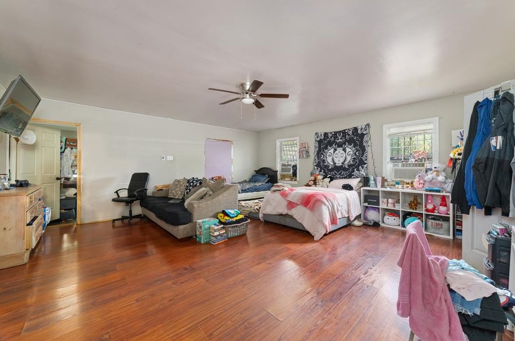 2003 Turner Dr, Houston TX  77093-6201 exterior