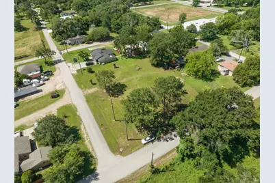 8108 Syms Street, Fulshear, TX 77441 - Photo 7