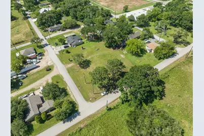 8108 Syms Street, Fulshear, TX 77441 - Photo 1