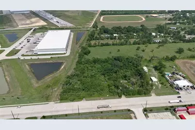 6210 Thompson Road, Baytown, TX 77521 - Photo 9