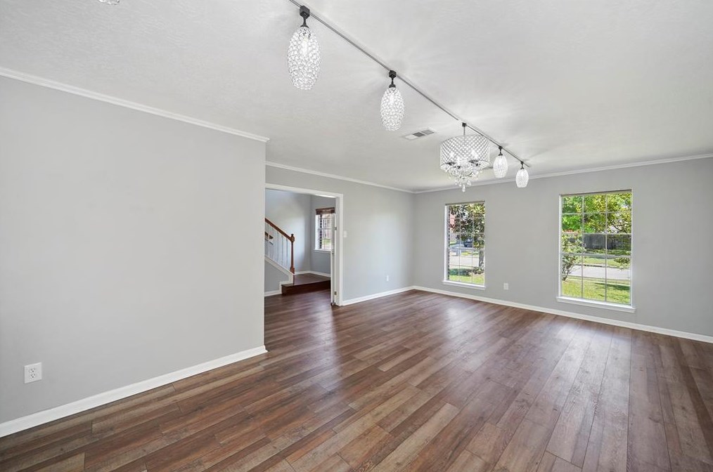 10127 Red Wolf Ln, Houston TX 77064-5457 exterior