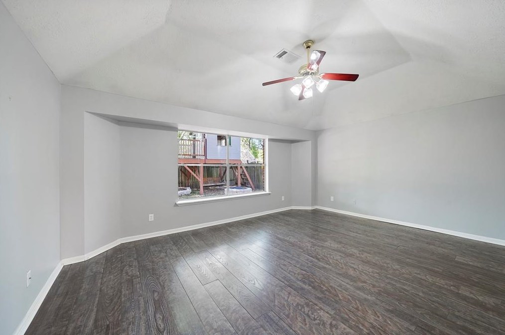 10127 Red Wolf Ln, Houston TX 77064-5457 exterior