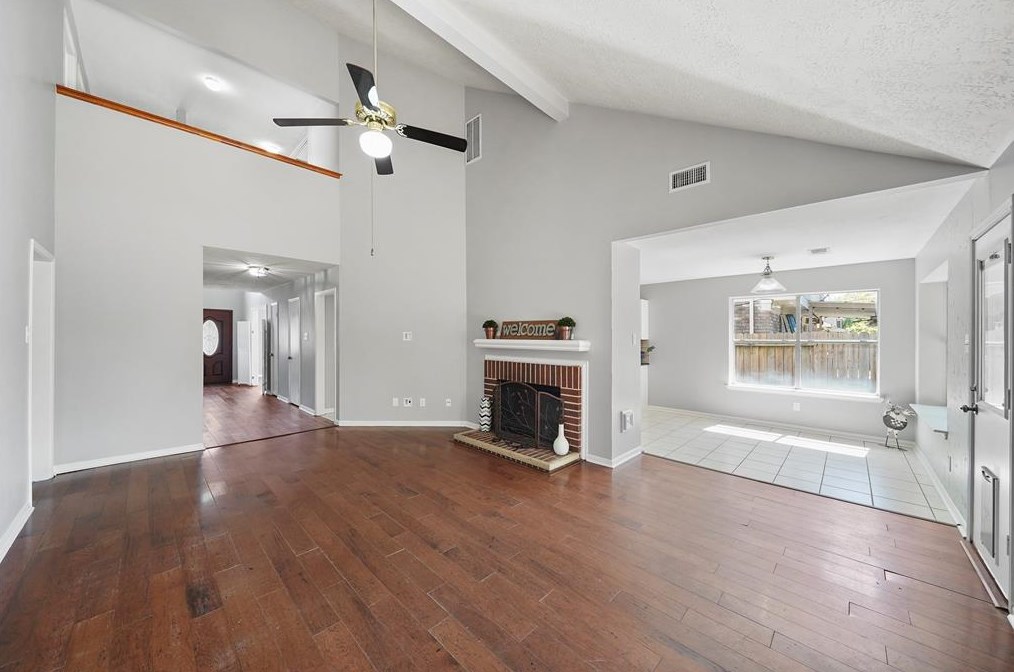 10127 Red Wolf Ln, Houston TX 77064-5457 exterior