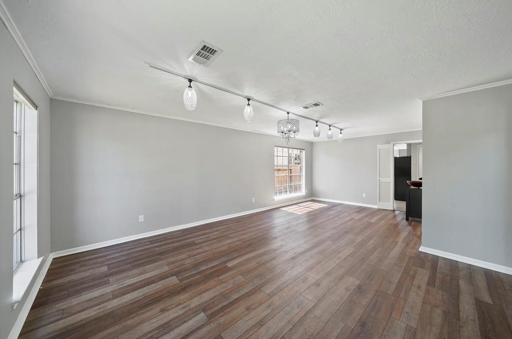 10127 Red Wolf Ln, Houston TX 77064-5457 exterior