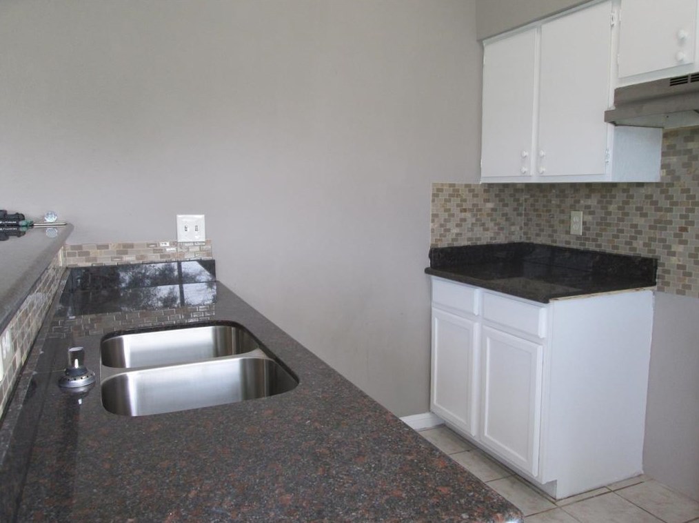 10303 Westedge Dr, Sugar Land TX  77498-1420 exterior