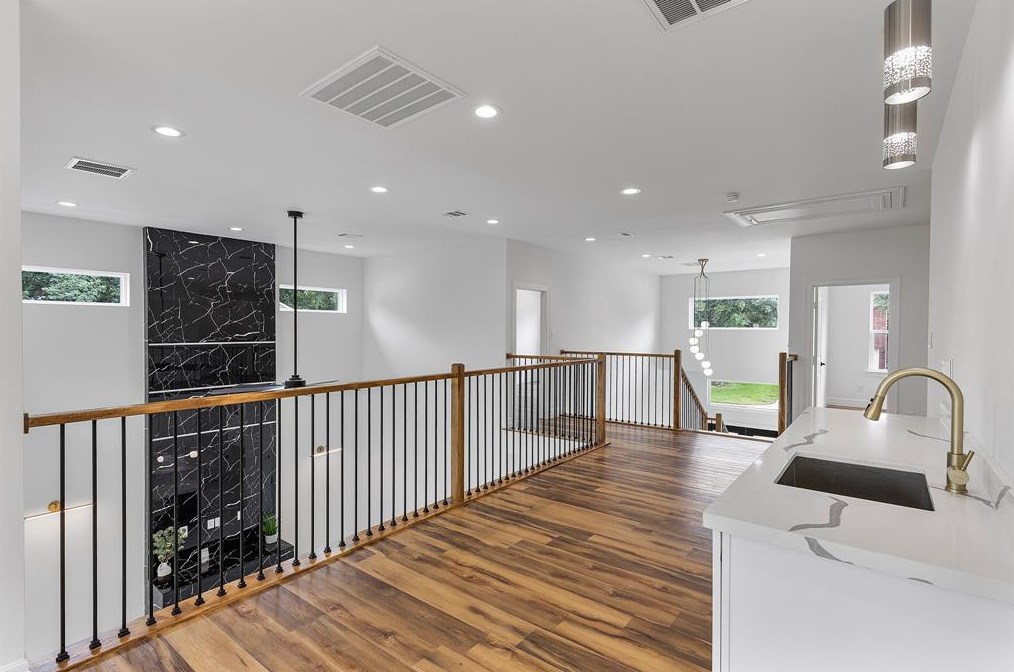 8610 Cross Country Dr, Humble TX 77346-6115 exterior