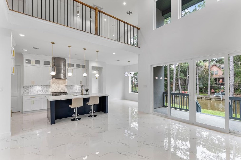 8610 Cross Country Dr, Humble TX 77346-6115 exterior