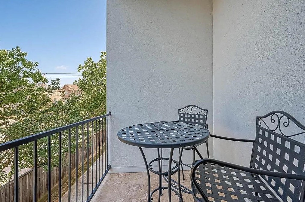 1544 23 St, Houston TX  77008-1612 exterior