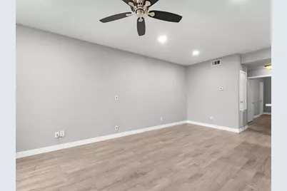 4001 Nasa Parkway #217, Seabrook, TX 77586 - Photo 5