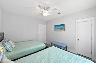 942 Meynig Dr, Crystal Beach, TX 77650 - Photo 31