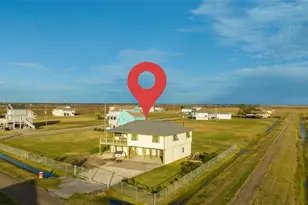 221 Flamingo Dr, Anahuac, TX 77514 - Photo 43