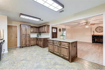 221 Flamingo Drive, Anahuac, TX 77514 - Photo 25