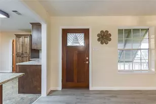 221 Flamingo Dr, Anahuac, TX 77514 - Photo 13