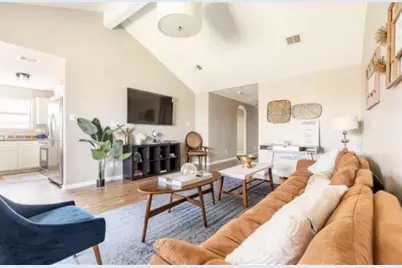 883 Indigo Springs Lane, La Marque, TX 77568 - Photo 7