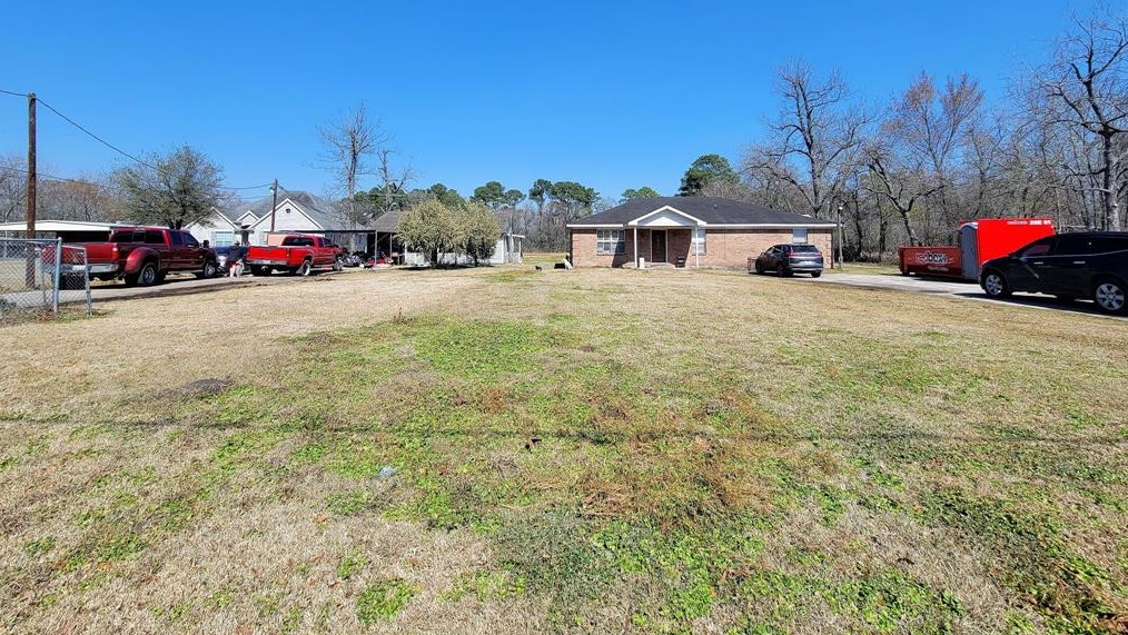 1449 Mesquite St, Houston TX  77093-1038 exterior