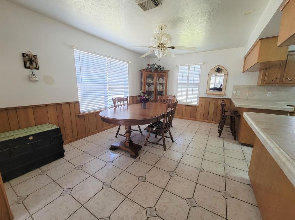 1449 Mesquite St, Houston TX  77093-1038 exterior