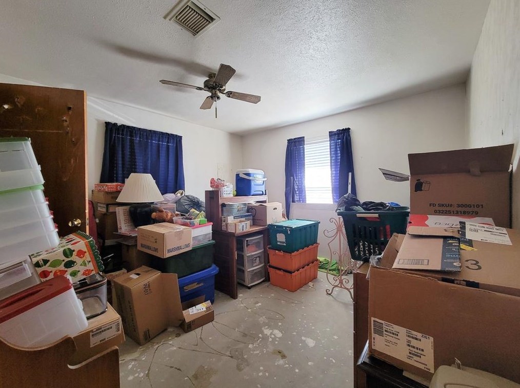 1449 Mesquite St, Houston TX  77093-1038 exterior