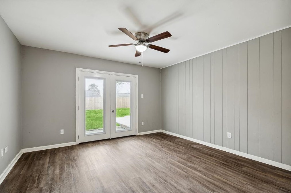 7211 Sawmill Trl, Houston TX  77040-1854 exterior