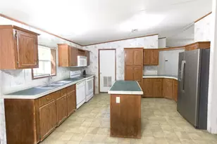 27894 E River Rd, Splendora, TX 77372 - Photo 7