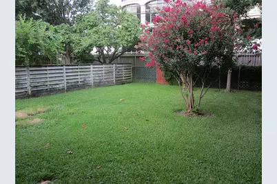 2014 Timber Lane, Houston, TX 77027 - Photo 3