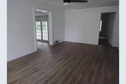 510 W Decatur Avenue, Orange, TX 77630 - Photo 9