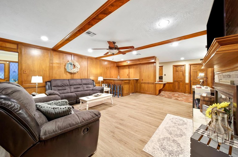 2107 Lazy Grv Dr, Humble TX 77339-3157 exterior