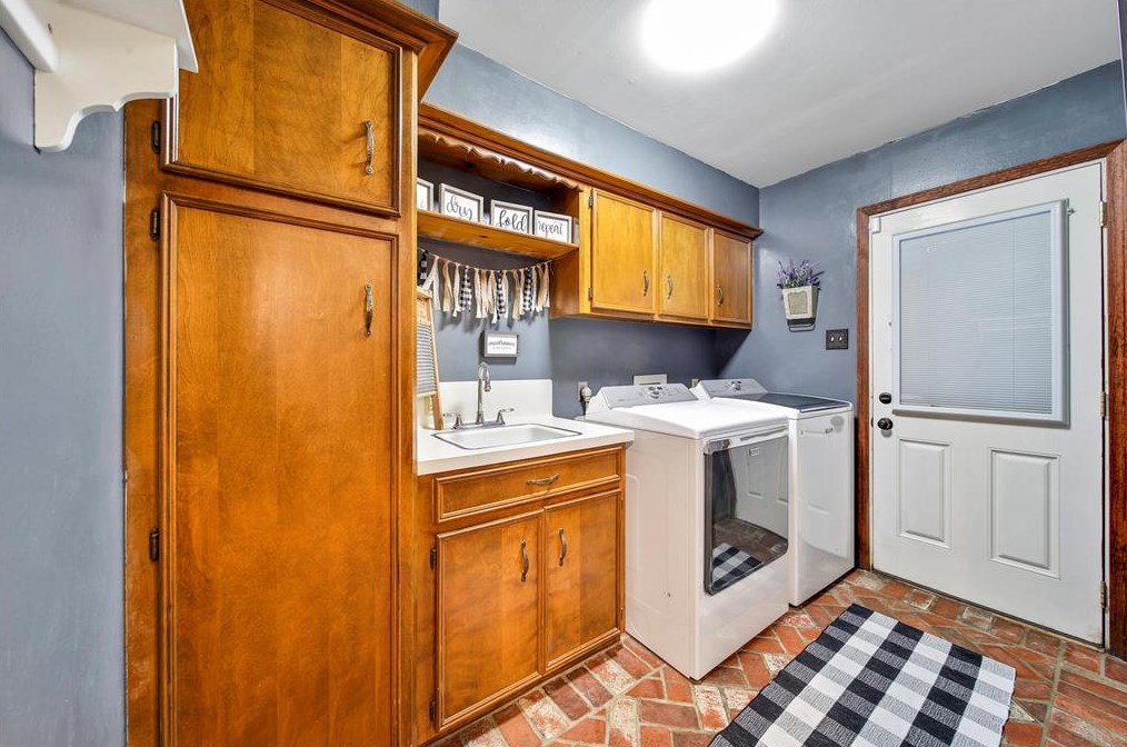 2107 Lazy Grv Dr, Humble TX 77339-3157 exterior