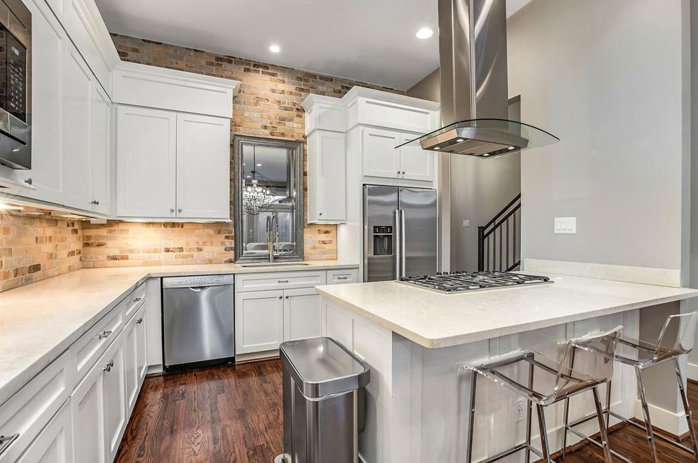 809 Knox St, Houston TX  77007-5118 exterior