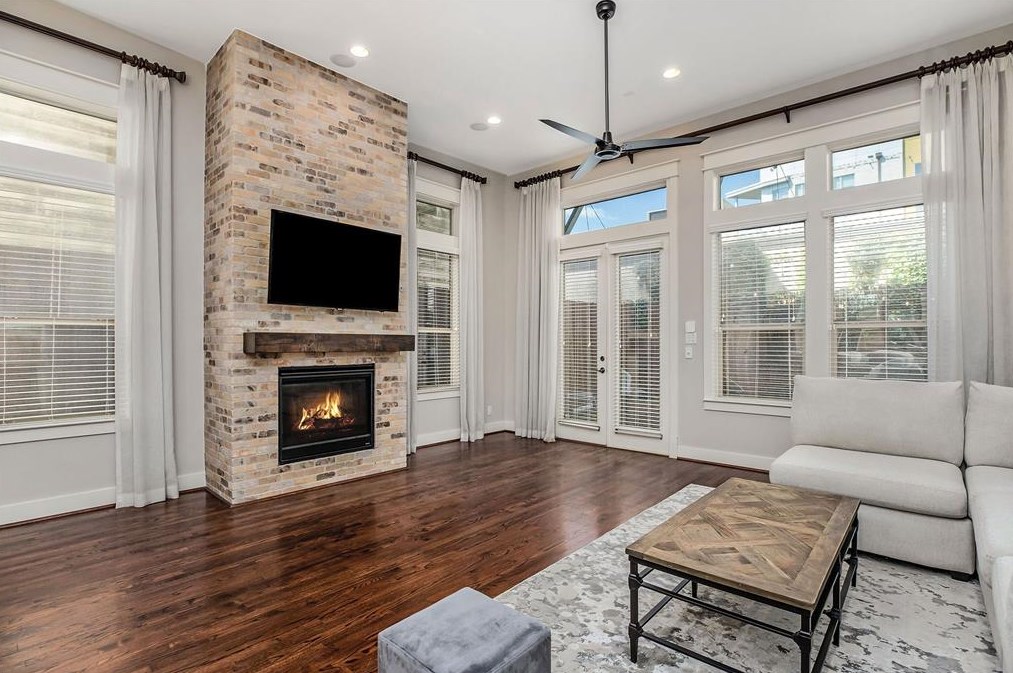 809 Knox St, Houston TX  77088-7931 exterior