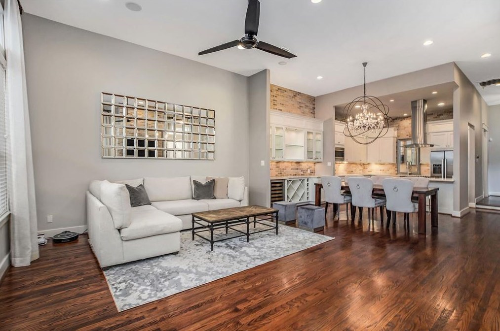 809 Knox St, Houston TX  77088-7931 exterior