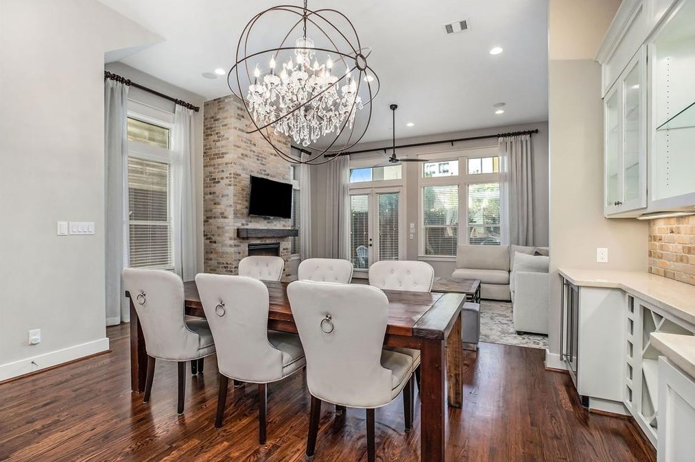 809 Knox St, Houston TX  77088-7931 exterior