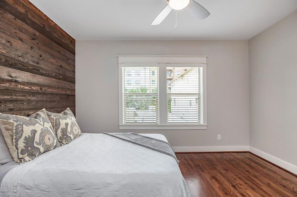 809 Knox St, Houston TX  77088-7931 exterior