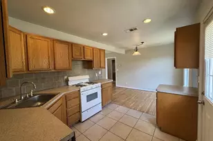 216 Gale St, Houston, TX 77009 - Photo 9