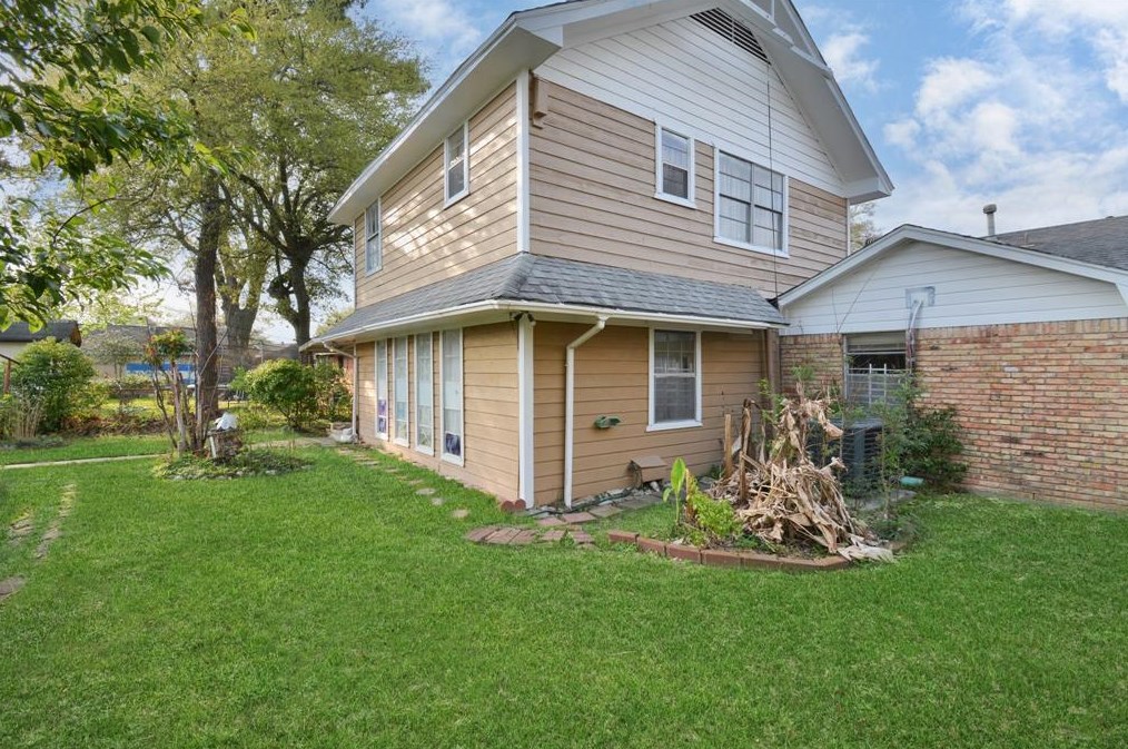 9938 Hinds St, Houston TX  77034-1940 exterior