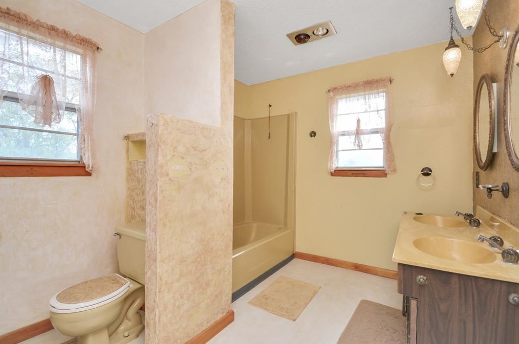 9938 Hinds St, Houston TX  77034-1940 exterior