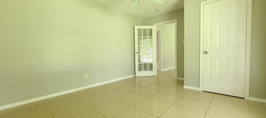 12031 Cliffgate Dr, Houston TX  77072-4009 exterior